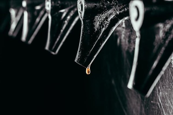 10 Astuces Efficaces pour Réparer une Fuite d'Eau et Éviter les Dégâts