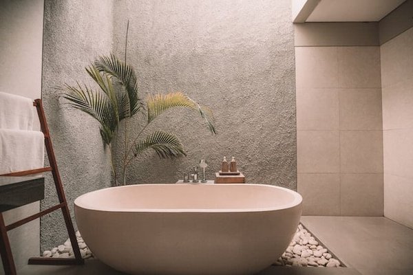 Transformez Votre Salle de Bain : 10 Idées de Rénovation pour un Espace Moderne et Relaxant